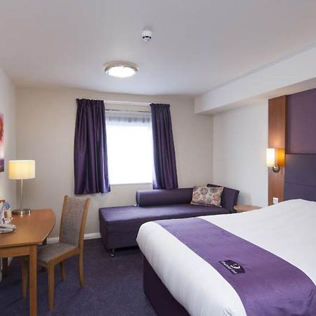 Premier Inn Birmingham City - Aston ภายนอก รูปภาพ