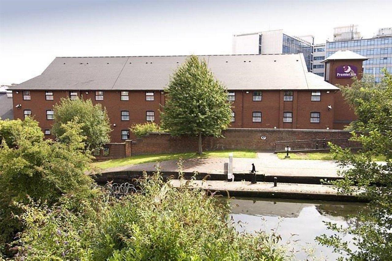 Premier Inn Birmingham City - Aston ภายนอก รูปภาพ