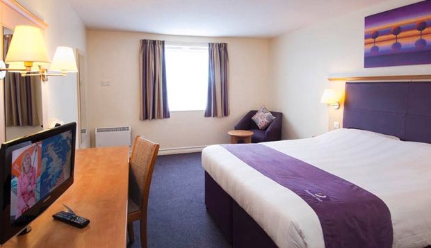 Premier Inn Birmingham City - Aston ภายนอก รูปภาพ